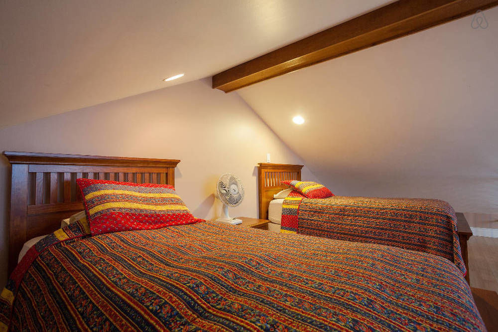 Birds Of A Feather Victoria Oceanfront Studio Suites Colwood 外观 照片